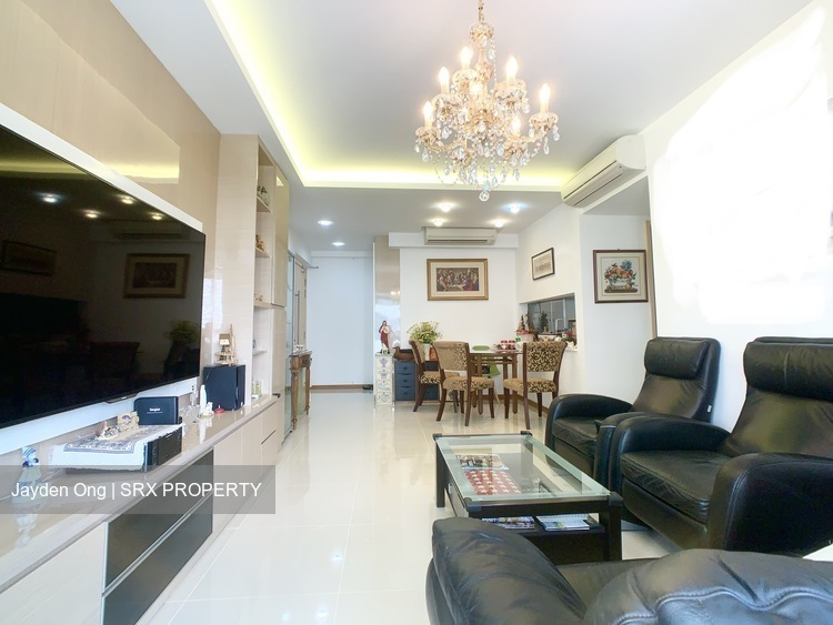 A Treasure Trove thumbnail photo